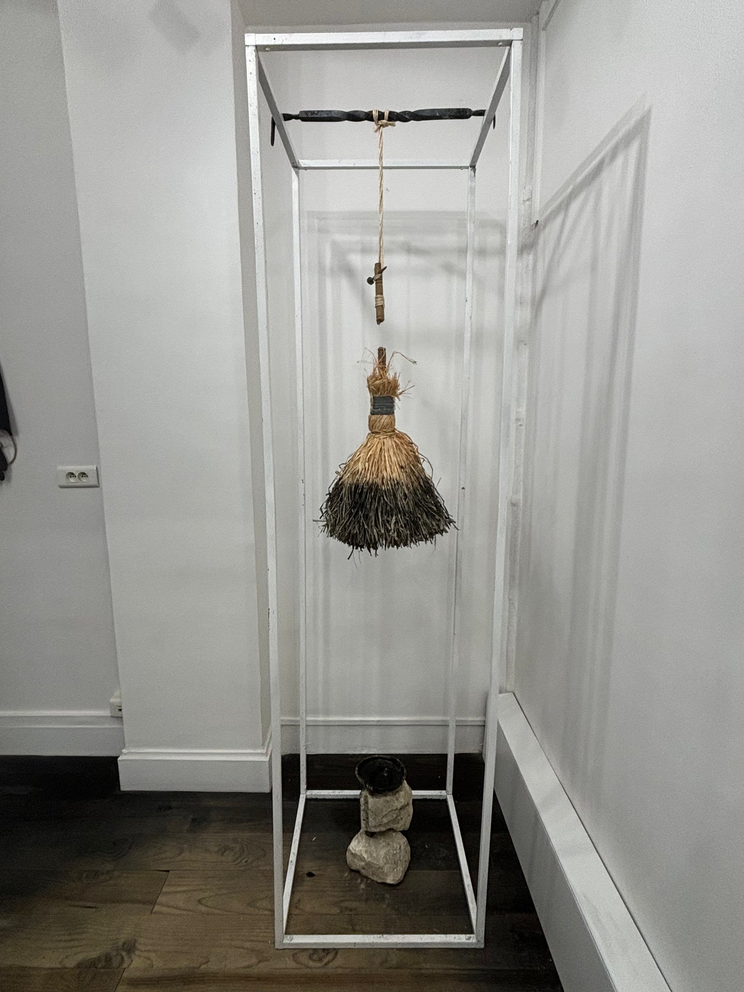 Ils sont encore chauds de la main qui les a tenus I