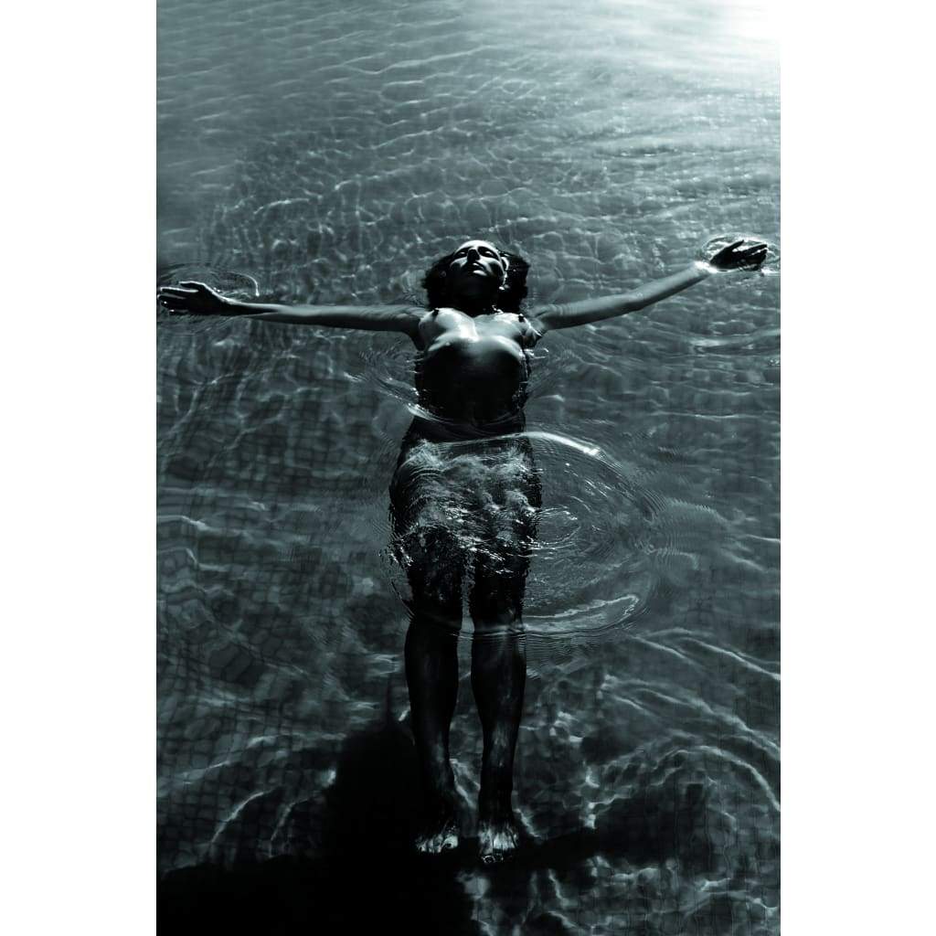 Floating woman - The Curators